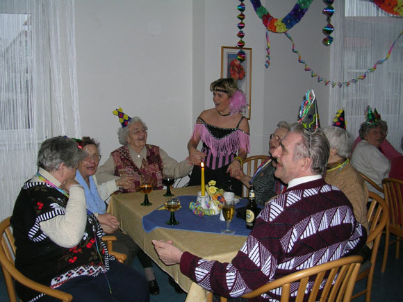 Bei unserer Sylvester-Feier in unserem Restaurant der Seniorenresidenz Großziethen